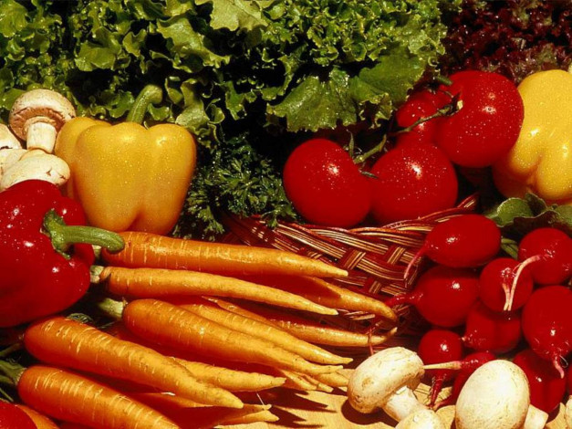 Обои картинки фото еда, овощи, грибы, перец, морковь, помидоры, томаты