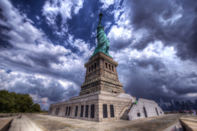 Обои картинки фото statue of liberty view - new york city, города, нью-йорк , сша, простор