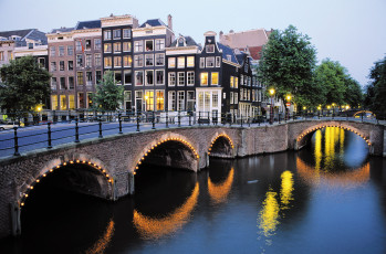 Картинка города амстердам+ нидерланды дома мосты каналы