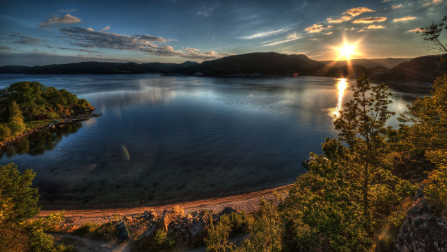 Обои картинки фото природа, восходы, закаты, горы, деревья, закат, озеро, norway, норвегия, пейзаж