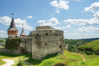 Картинка замок+в+каменец-+подольский+украина города -+дворцы +замки +крепости замок ландшафт украина каменец- подольский трава