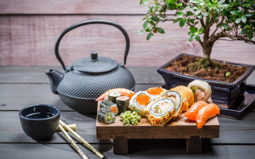 Картинка еда рыба +морепродукты +суши +роллы васаби роллы чайник деревце
