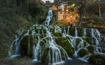 Картинка природа водопады orbaneja del castillo burgos spain орбанеха дель кастильо бургос испания водопад каскад