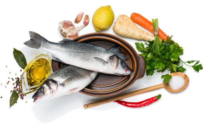 Обои картинки фото еда, рыба,  морепродукты,  суши,  роллы, лимон, овощи, зелень, специи