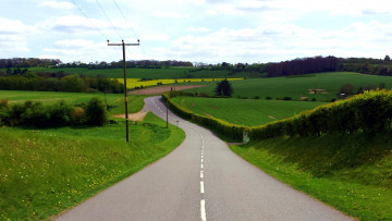 Картинка природа дороги дорога поля разметка шоссе лето луга