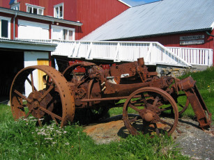 Картинка traktor разное развалины руины металлолом