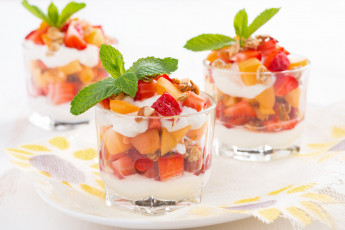 Картинка еда мороженое +десерты ягоды фрукты десерт фруктовый салат мята