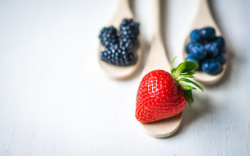Картинка еда фрукты +ягоды berries клубника черника ежевика fresh ягоды