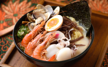 Картинка еда рыбные+блюда +с+морепродуктами кальмары яйцо креветки моллюски морепродукты