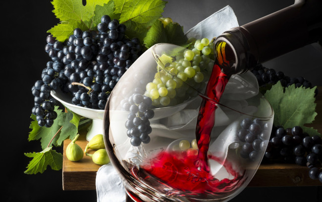 Обои картинки фото еда, напитки,  вино, glass, wine, grapes, drink, вино, бокал, виноград