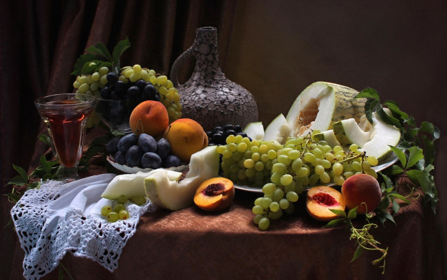 Обои картинки фото еда, натюрморт, дыня, сливы, персики, виноград, бокал, вино, фрукты