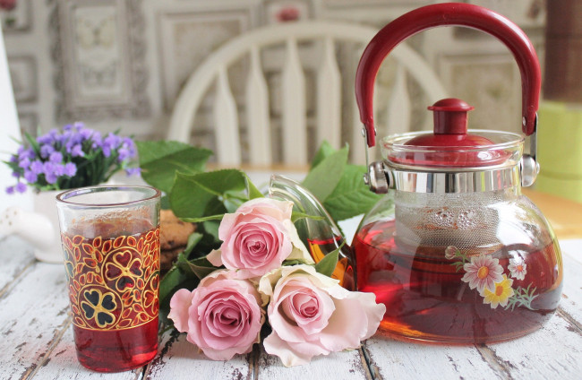 Обои картинки фото еда, напитки,  Чай, натюрморт, розы, чай, чайник