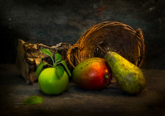 Картинка еда фрукты +ягоды корзина полено