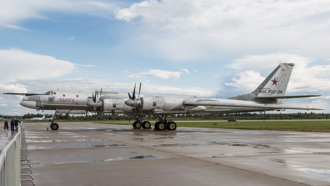 Обои картинки фото tupolev tu-95ms, авиация, боевые самолёты, бомбардировщик