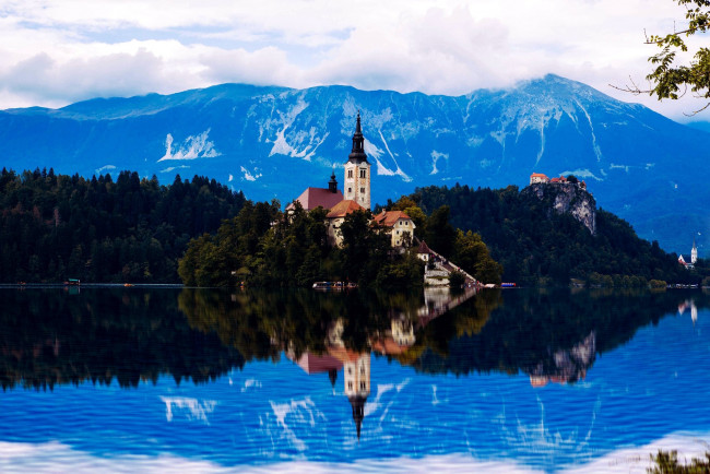 Обои картинки фото города, блед , словения, озеро, остров, отражение