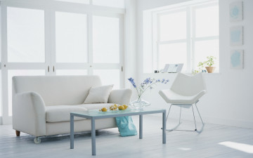 Картинка интерьер гостиная кресло диван цветы белый комната квартира дизайн стиль растения
