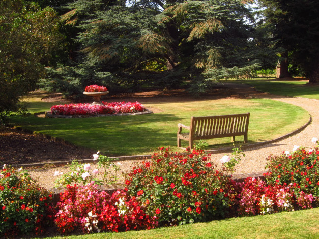 Обои картинки фото beale, arboretum, barnet, england, природа, парк, клумбы, цветы, дорожки