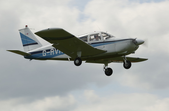 Обои картинки фото piper cherokee pa28, авиация, лёгкие одномоторные самолёты, аэроплан
