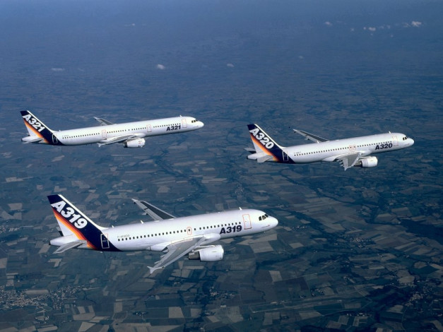 Обои картинки фото airbus, a319, 320, 321, авиация, разные, вместе