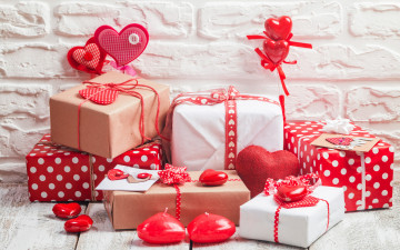 Картинка праздничные день+святого+валентина +сердечки +любовь подарки сердечки love heart wood romantic valentine's day