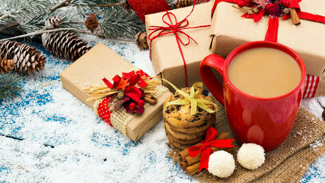 Обои картинки фото праздничные, - разное , новый год, подарки, какао, печенье