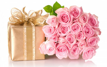 обоя праздничные, подарки и коробочки, подарок, коробка, розы, букет, цветы