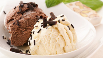 Картинка еда мороженое +десерты шоколадное десерт глазурь пломбир