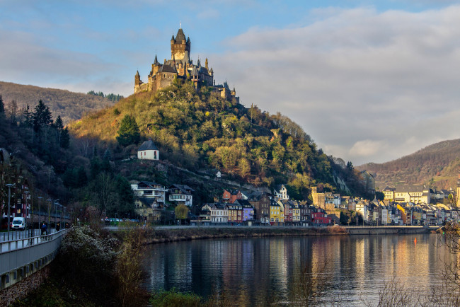 Обои картинки фото cochem,  germany, города, замки германии, река, холм, замок