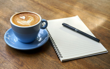 обоя еда, кофе,  кофейные зёрна, чашка, рисунок, блокнот, ручка