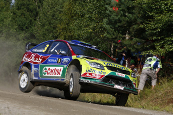 Картинка спорт авторалли focus jump ford rally wrc m hirvonen
