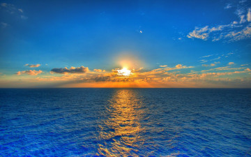 Картинка природа моря океаны дорожка света рябь горизонт солнце океан облака