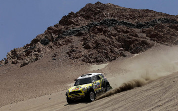 Картинка спорт авторалли песок гонка пустыня