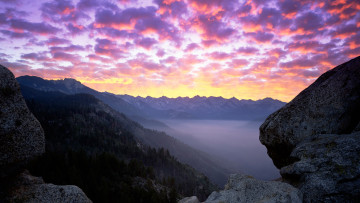 Картинка sequoia+national+park природа горы облака park вечер небо national sequoia лес камни скалы