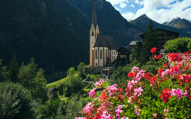 Обои картинки фото austria,  mountains church heiligenblut, города, - католические соборы,  костелы,  аббатства, костел