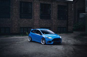 Картинка ford+focus автомобили ford focus rs blue front stance