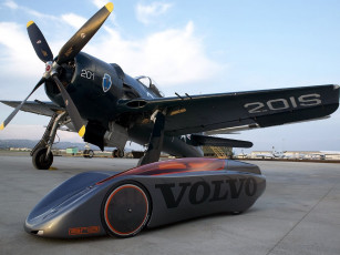 Картинка volvo+aria+concept+futuristic автомобили volvo aria concept futuristic car самолёт аэродром