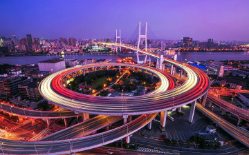 Картинка города шанхай+ китай вечер огни развязка дорога траффик шоссе город
