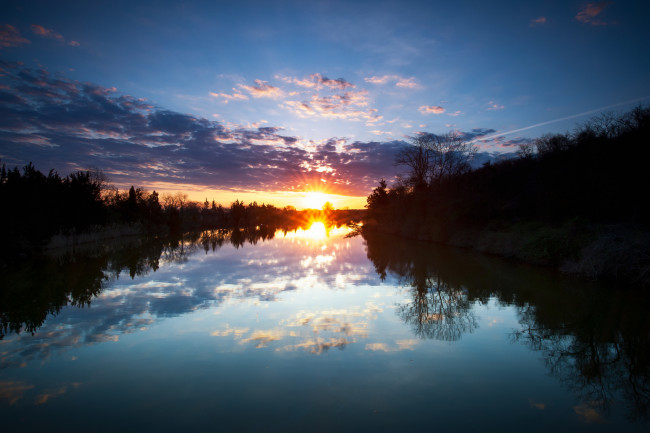 Обои картинки фото природа, восходы, закаты, река, отражение, закат