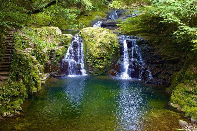Обои картинки фото природа, водопады, вода, камни, мох