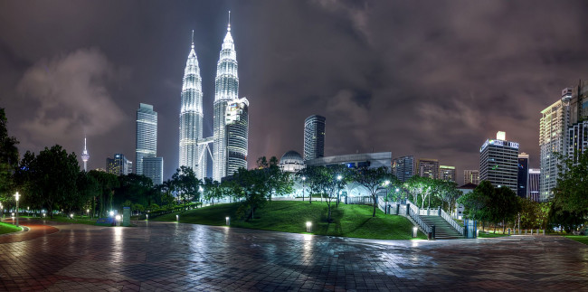 Обои картинки фото города, куала, лумпур, малайзия, ночь, башни, небоскребы