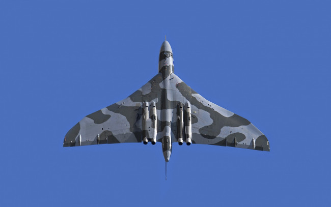 Обои картинки фото авиация, боевые самолёты, самолёт, vulcan