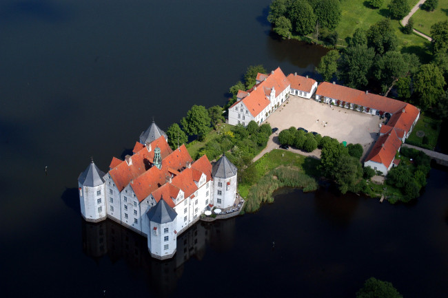 Обои картинки фото glucksburg castle, города, замки германии, glucksburg, castle
