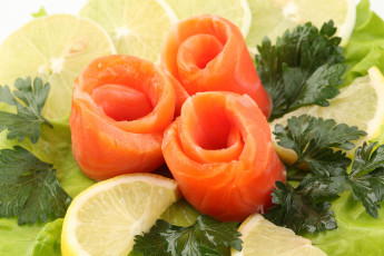 Картинка еда рыба морепродукты суши роллы сельдерей лимон лосось красная сёмга