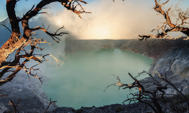 Обои картинки фото природа, реки, озера, volcan, ijen, java, пар, озеро, indonesia