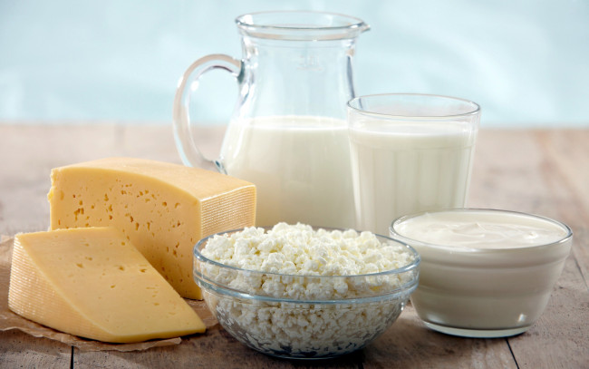 Обои картинки фото еда, масло,  молочные продукты, сметана, молоко, творог, сыр