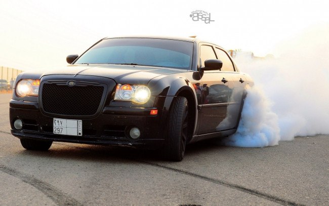 Обои картинки фото автомобили, chrysler, дым