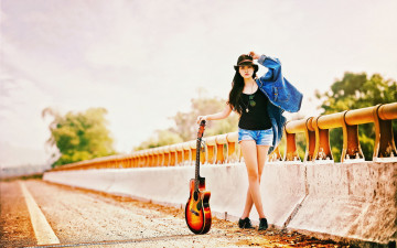 Картинка -Unsort+Азиатки девушки unsort азиатки девушка шляпа шорты куртка гитара