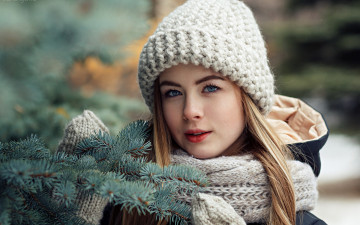 Картинка девушки -+блондинки +светловолосые вязаный шарф варежки шапочка