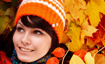 обоя девушки, - лица,  портреты, шатенка, шапка, лицо, листья, осень