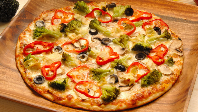 Обои картинки фото еда, пицца, паприка, оливки